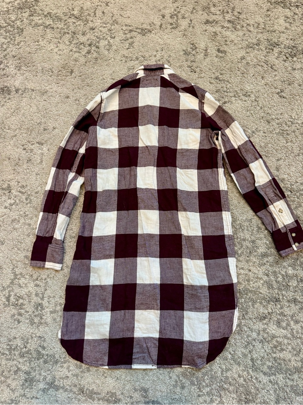 Wilfred Free Aritzia XS Plaid Shirt Dress Burgundy Cream Long Flannel - Picture 3 of 5